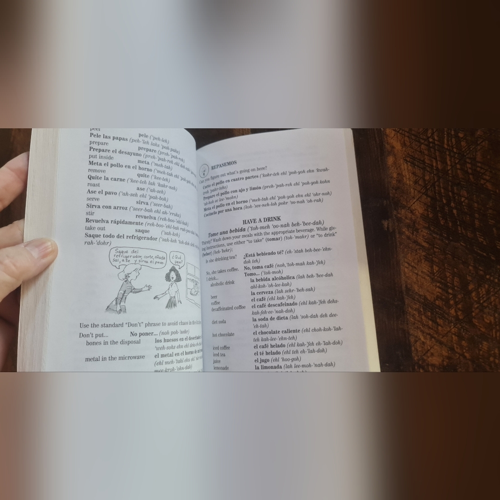 Barron's Household Spanish Book - Picture 7 of 12